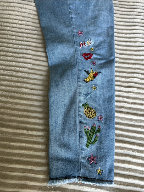 Tribal Denim - Tribal Light Blue Embroidered Patch straight leg Artsy Jeans